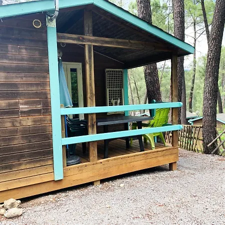 Village De Chalets Joyeuse Exterior photo