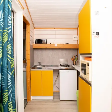 Village De Chalets Joyeuse Room photo
