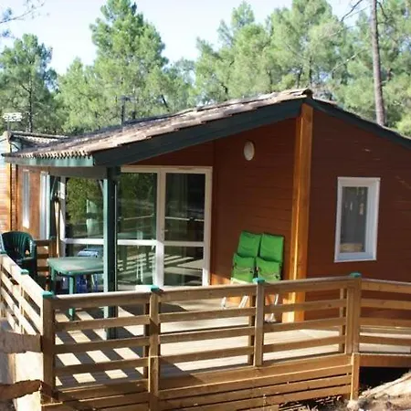 Village De Chalets Joyeuse Exterior photo