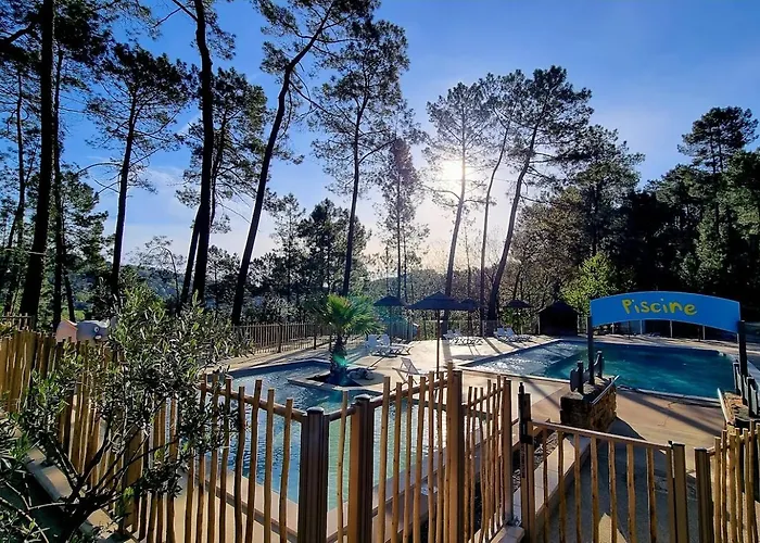 Village De Chalets