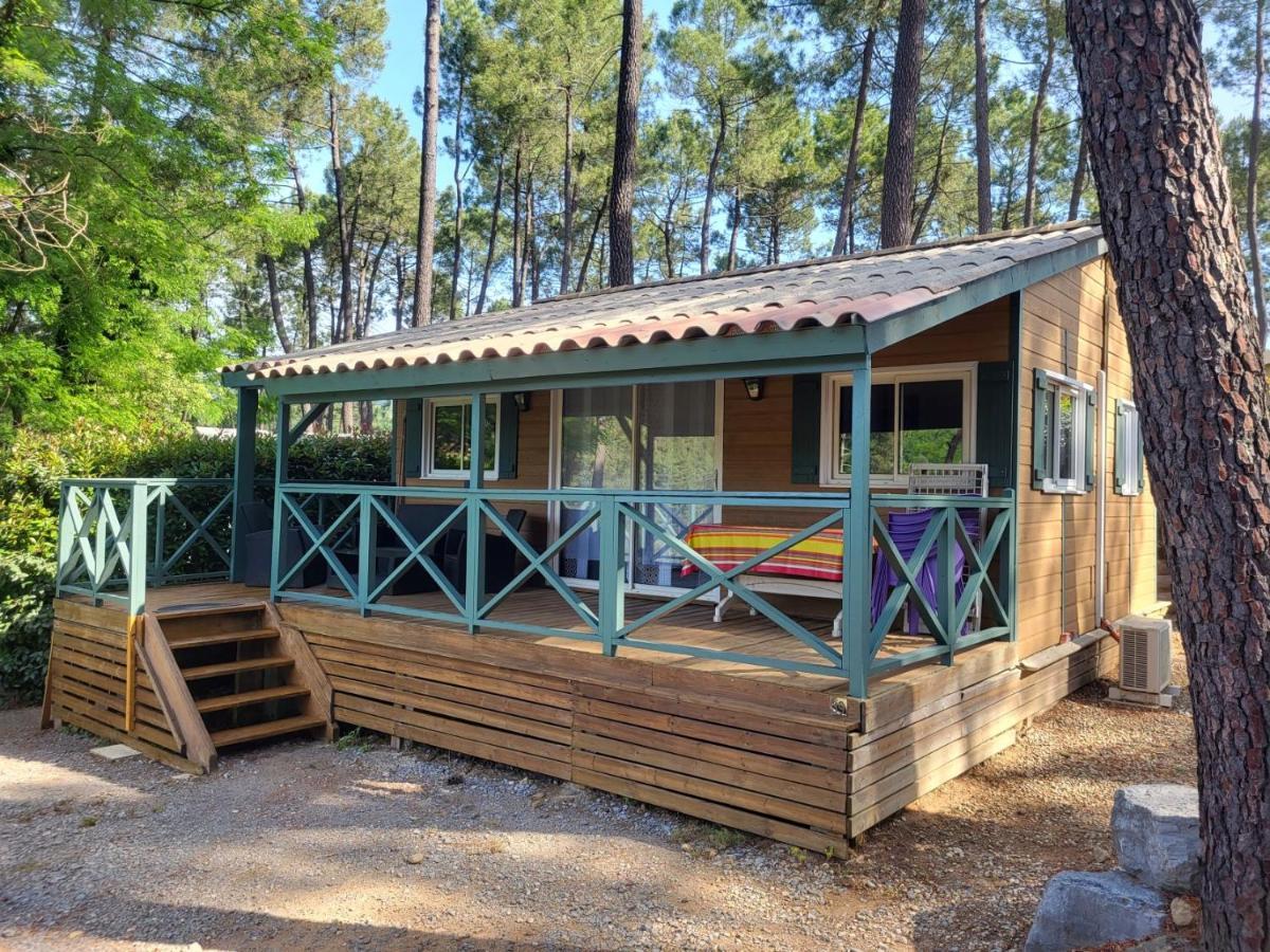 Village De Campsite Joyeuse
