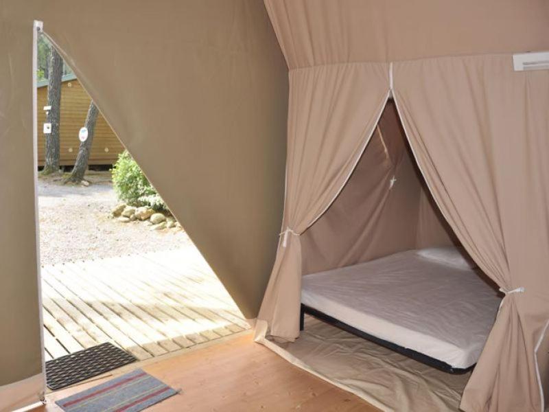 Village De Campsite 4*