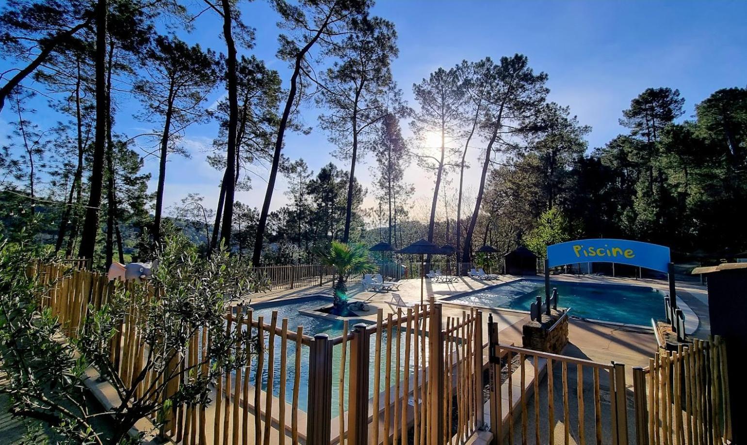 Village De Campsite 4*